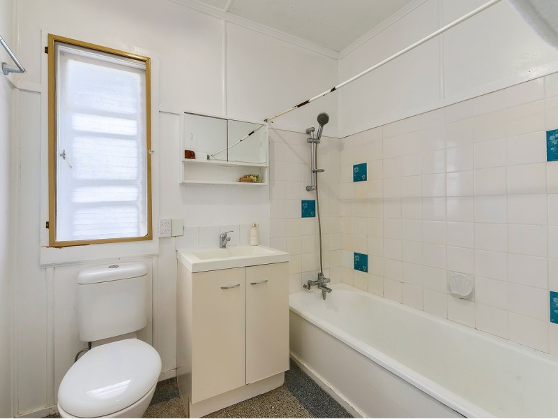 24 Harold Street, Stafford QLD 4053