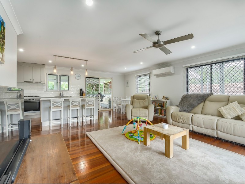 10 Dalkeith Street, Chermside West QLD 4032