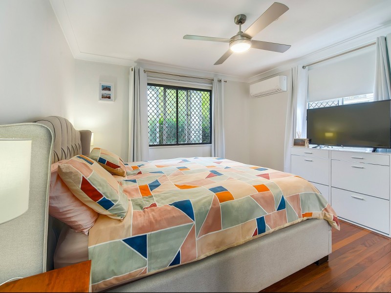 10 Dalkeith Street, Chermside West QLD 4032