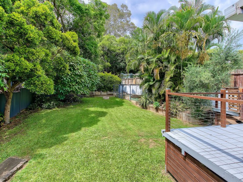 3 Halton Street, Stafford Heights QLD 4053
