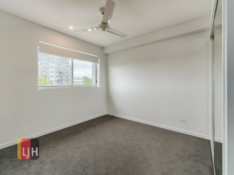 15/26-28 Western Avenue, Chermside QLD 4032