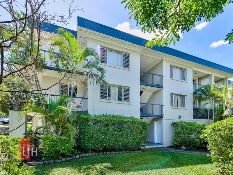 6/77 Farnell Street, Chermside QLD 4032