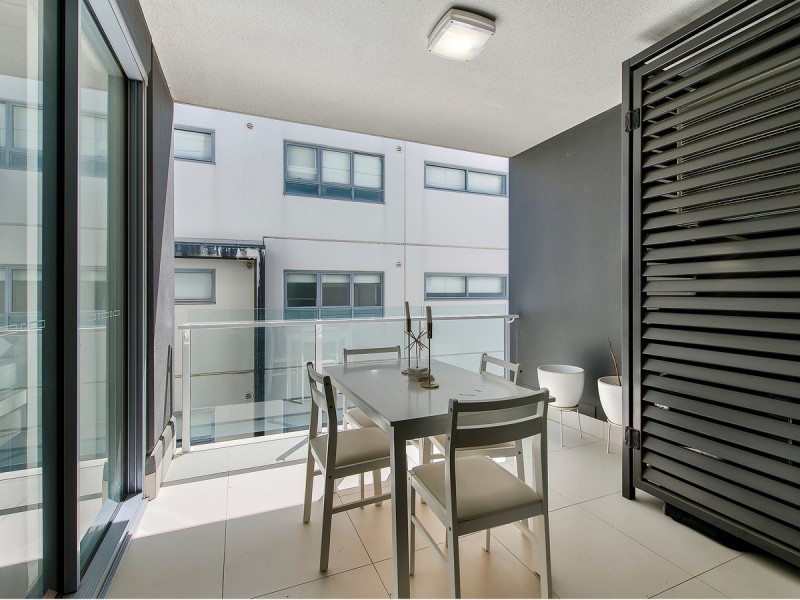 402/19 Isedale Street, Wooloowin QLD 4030