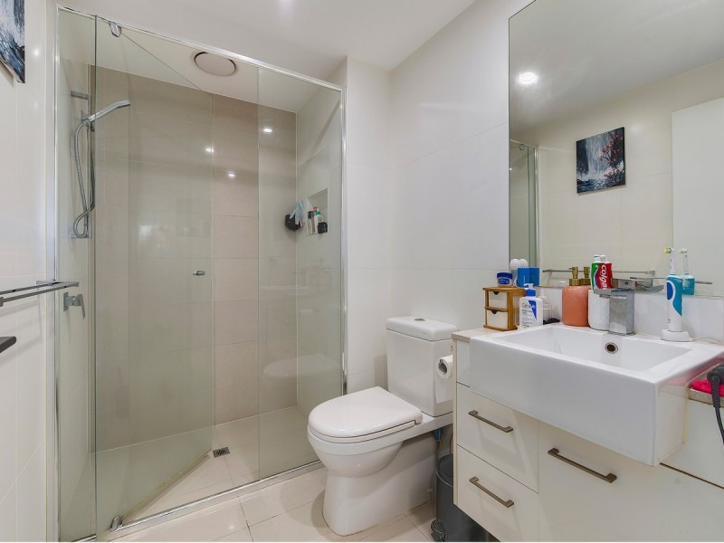 402/19 Isedale Street, Wooloowin QLD 4030