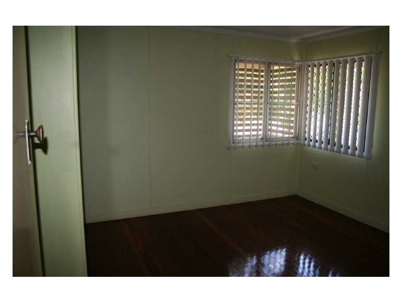 28 Armfield Street, Stafford QLD 4053