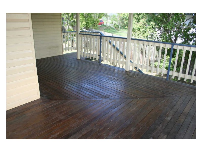 28 Armfield Street, Stafford QLD 4053