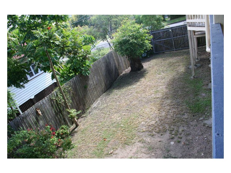 28 Armfield Street, Stafford QLD 4053