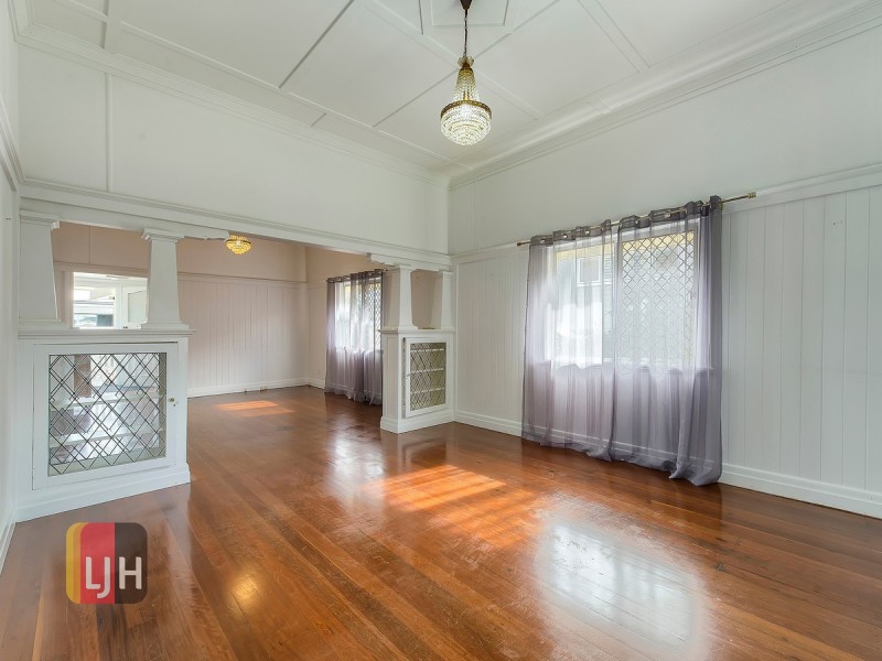 7 School Road, Stafford QLD 4053