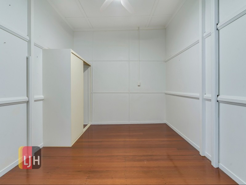 7 School Road, Stafford QLD 4053