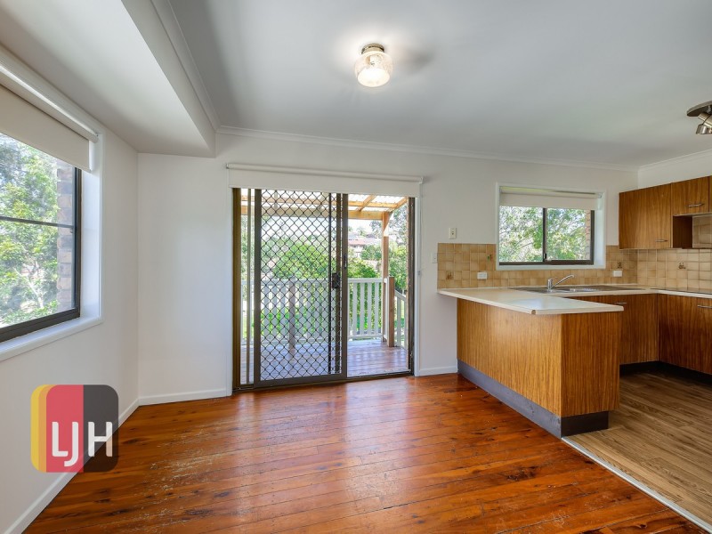 17 Costello Place, Stafford Heights QLD 4053
