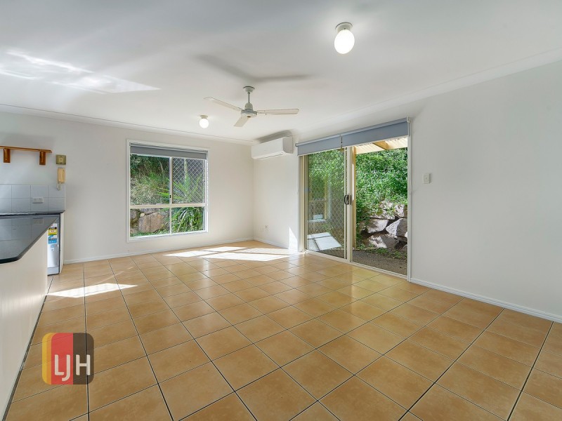 House 10/82 Bergin Road, Ferny Grove QLD 4055
