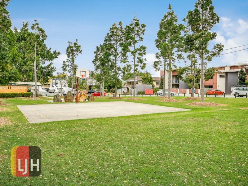 1/6 Lutana Street, Stafford QLD 4053