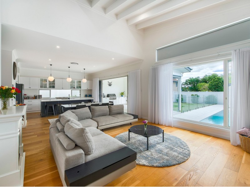 83 Scott Street, Stafford Heights QLD 4053