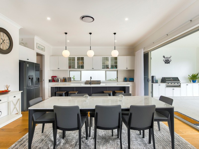 83 Scott Street, Stafford Heights QLD 4053