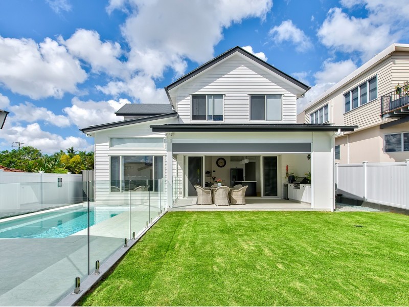 83 Scott Street, Stafford Heights QLD 4053