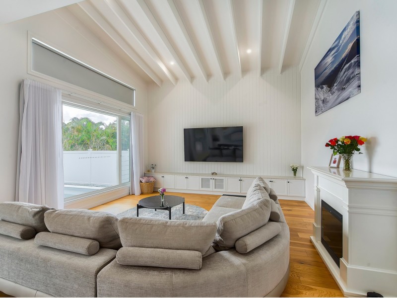 83 Scott Street, Stafford Heights QLD 4053