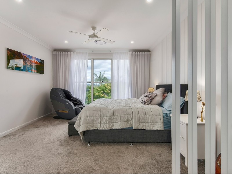 83 Scott Street, Stafford Heights QLD 4053