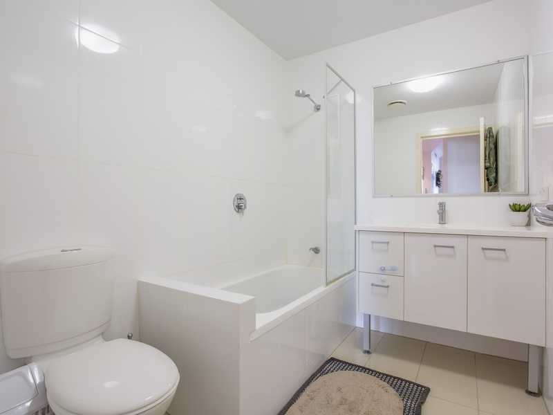 15/45 Playfield Street, Chermside QLD 4032