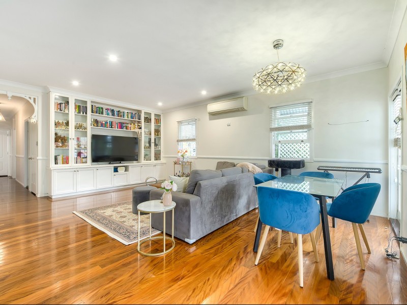 10 Tweed Street, Ashgrove QLD 4060