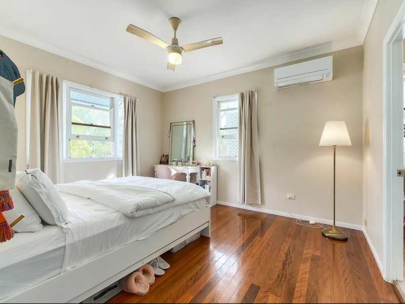 10 Tweed Street, Ashgrove QLD 4060