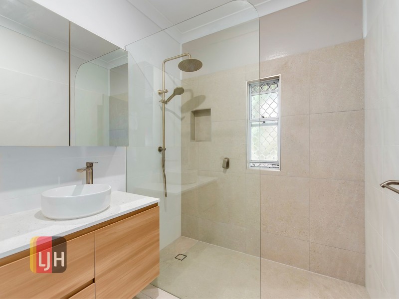 12 Dunsford Street, Zillmere QLD 4034
