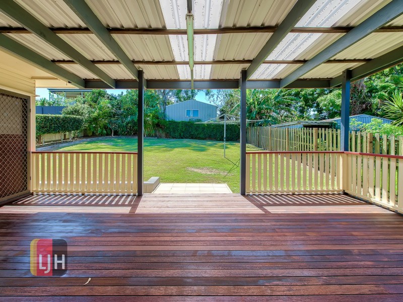 32 Watcombe Street, Wavell Heights QLD 4012