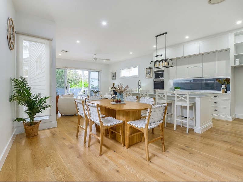 26 Burrowa Street, Stafford QLD 4053