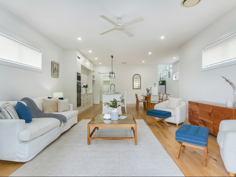 26 Burrowa Street, Stafford QLD 4053