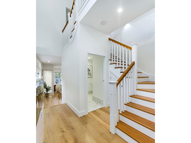 26 Burrowa Street, Stafford QLD 4053