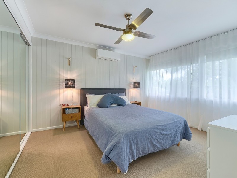 1 Redgrave Street, Stafford Heights QLD 4053