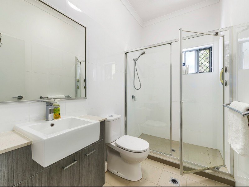 2/10 Dunkirk Street, Gaythorne QLD 4051