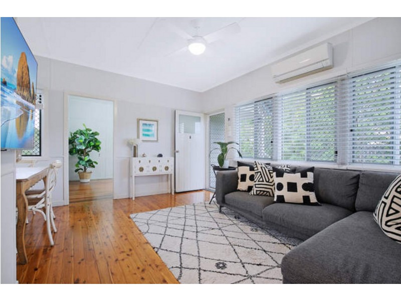 54 Kidgell Street, Stafford QLD 4053