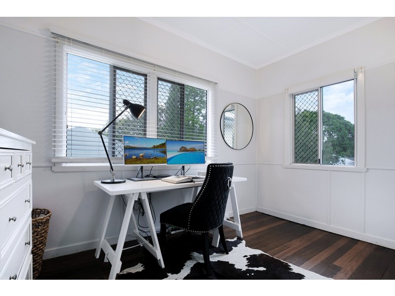 54 Kidgell Street, Stafford QLD 4053