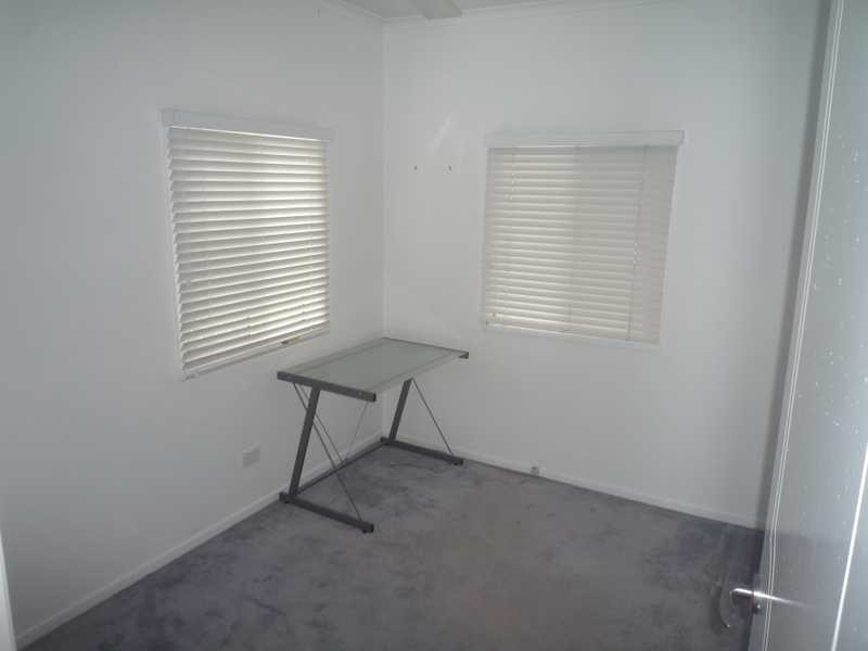 243 Kitchener Road, Stafford Heights QLD 4053