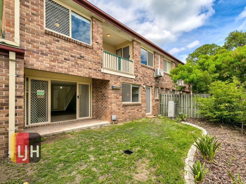 2/11 Groom Street, Gordon Park QLD 4031
