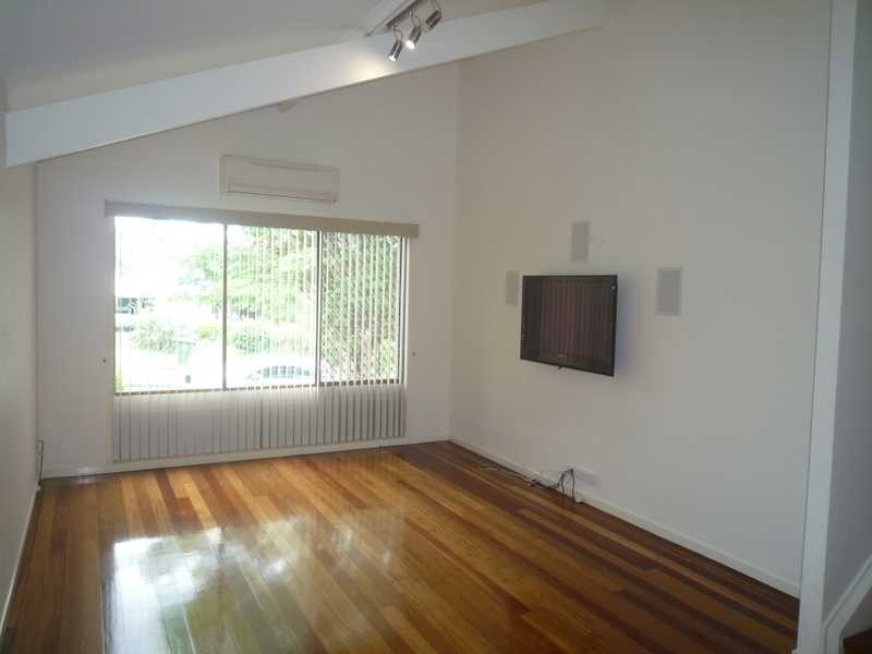 98 Byth Street, Stafford QLD 4053