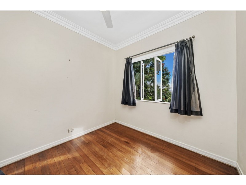 15 Pangeza Street, Stafford Heights QLD 4053