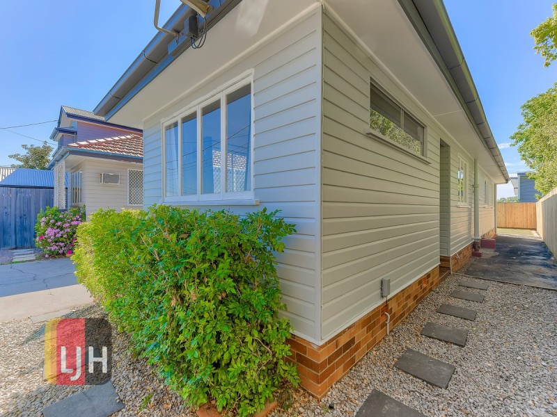 2/12 Dacca Street, Red Hill QLD 4059
