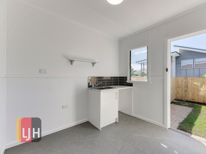2/12 Dacca Street, Red Hill QLD 4059
