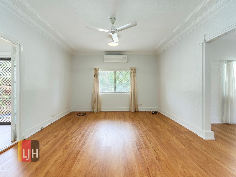 127 Baskerville Street, Brighton QLD 4017