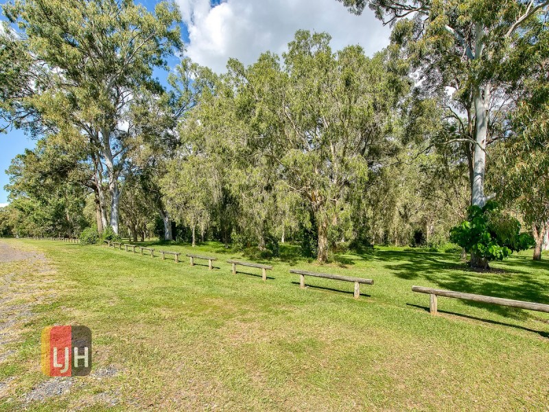 127 Baskerville Street, Brighton QLD 4017