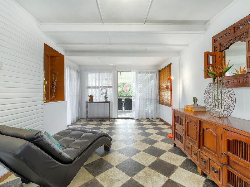 307 Kitchener Road, Stafford Heights QLD 4053