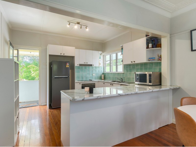 15 Parkdale Street, Kedron QLD 4031