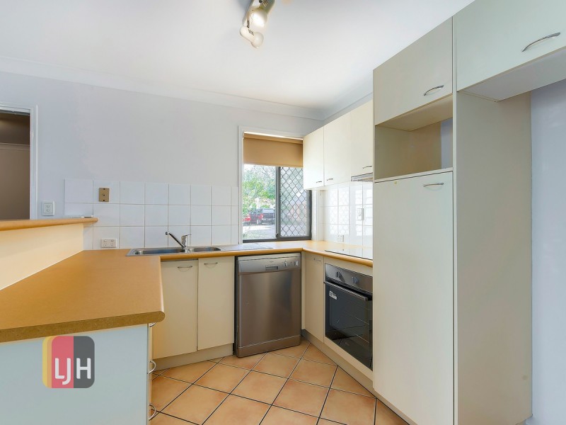 Townhouse 1/51 School Road, Stafford QLD 4053