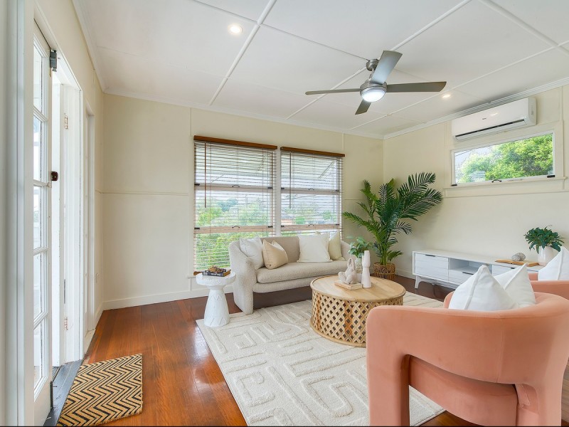 14 Koolewong Street, Stafford Heights QLD 4053