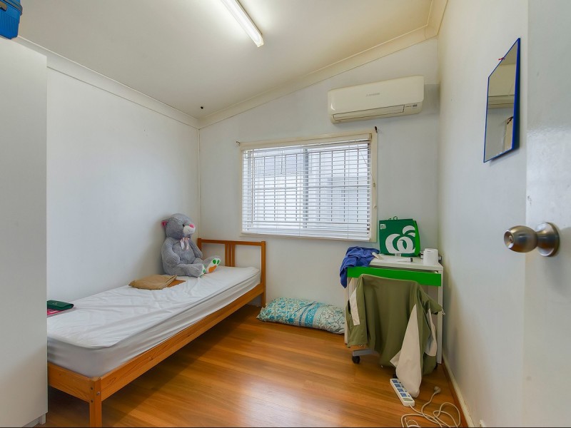 147 Albion Road, Windsor QLD 4030