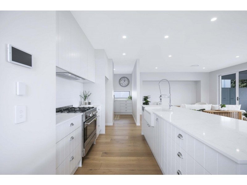 54 Waroon Street, Stafford QLD 4053