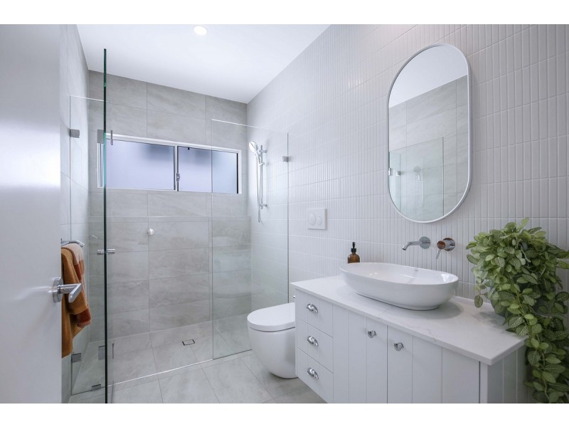 54 Waroon Street, Stafford QLD 4053