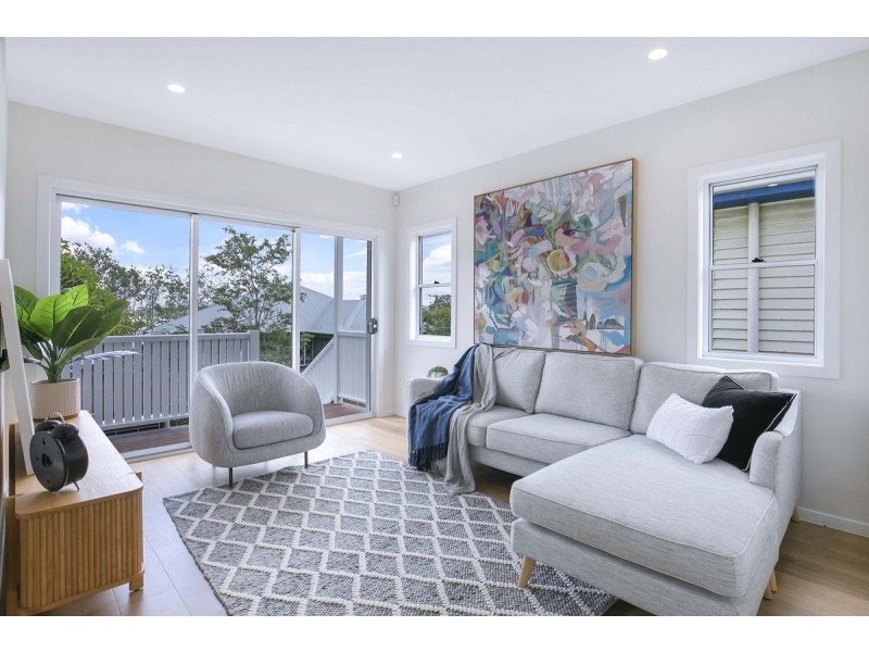 54 Waroon Street, Stafford QLD 4053