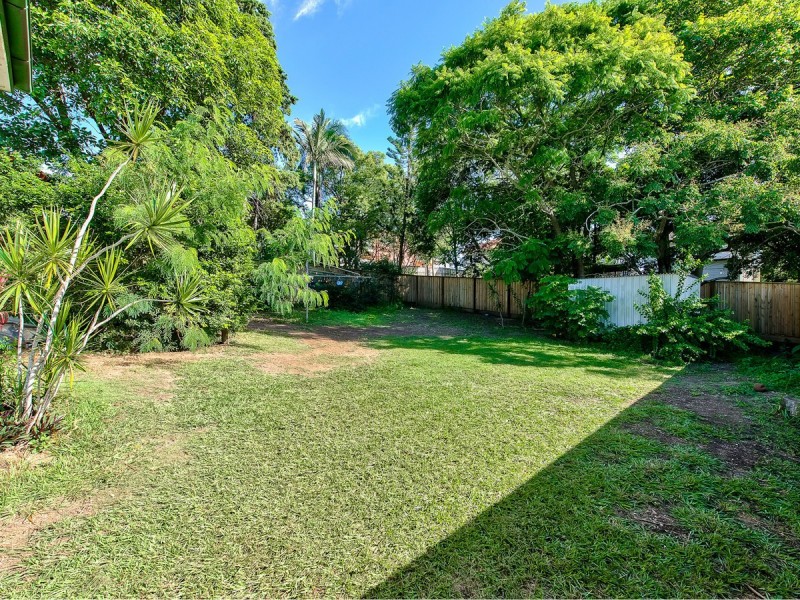 44 Dorrigo Street, Stafford Heights QLD 4053